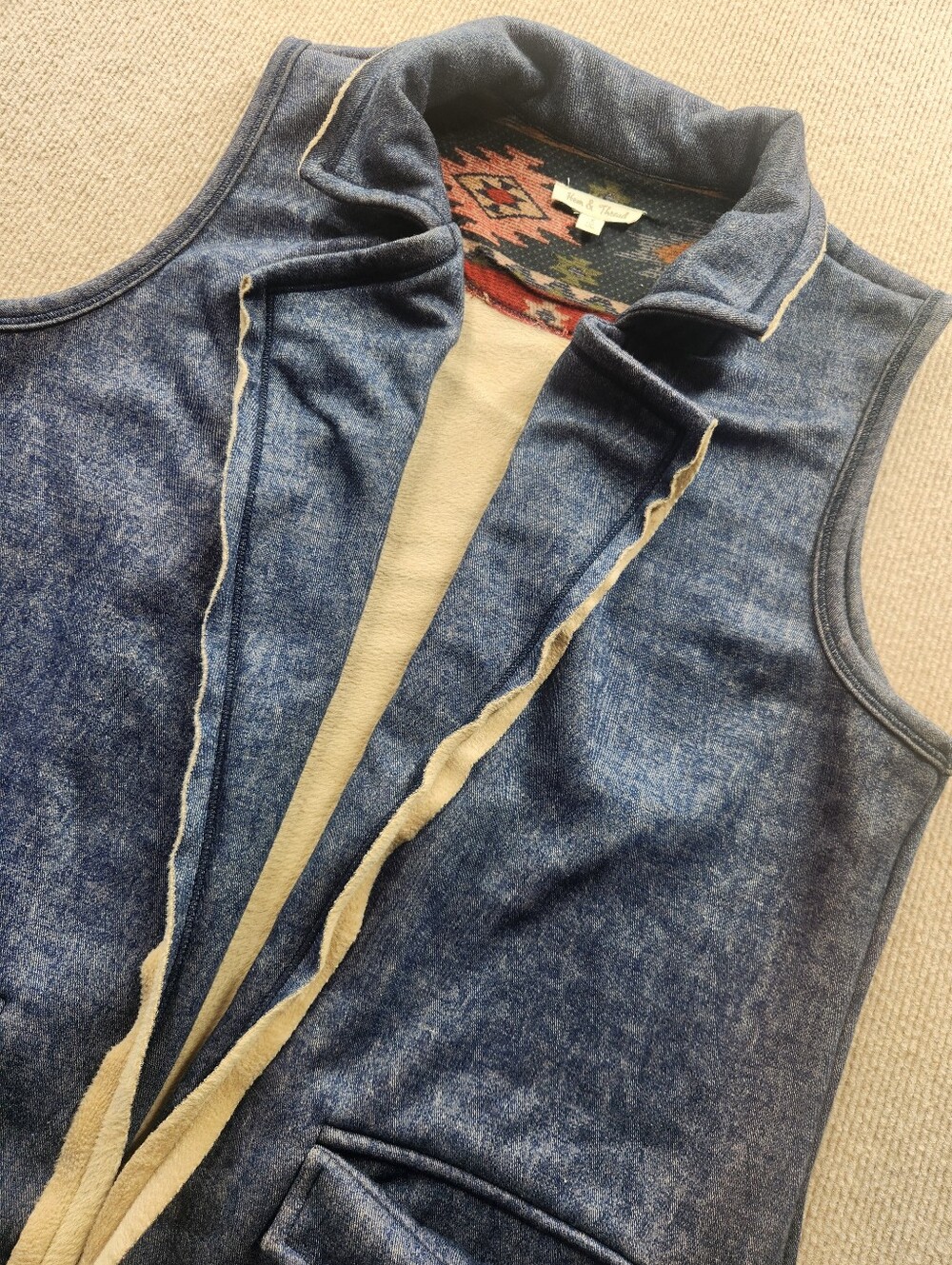 Hem & Thread Women's Blue Acid Wash Look Western Fleece Open Vest Size Medium